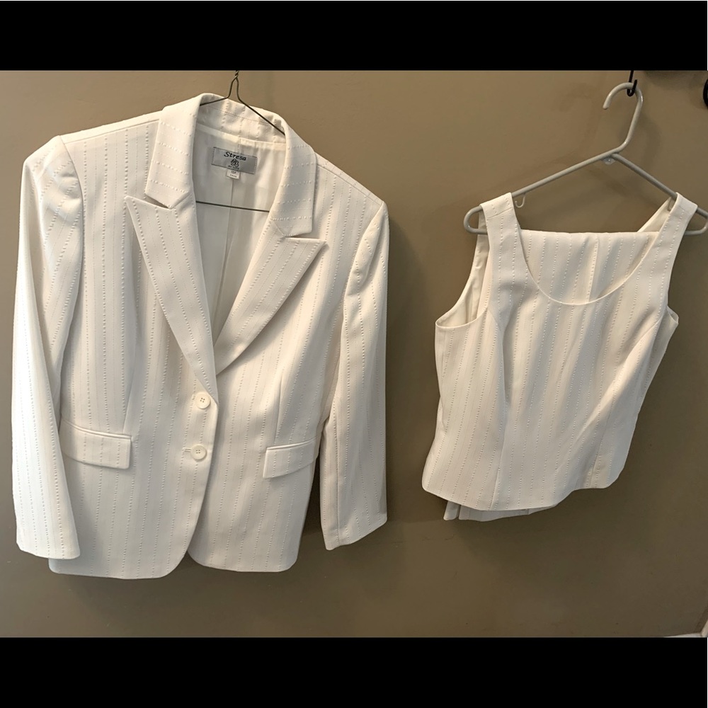 Stresa 3 piece suit